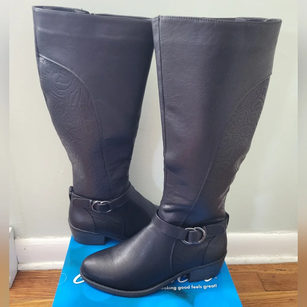 Easy Street Women's Luella Tall Boot Fashion‎ Black Embossed Size 9.5 New